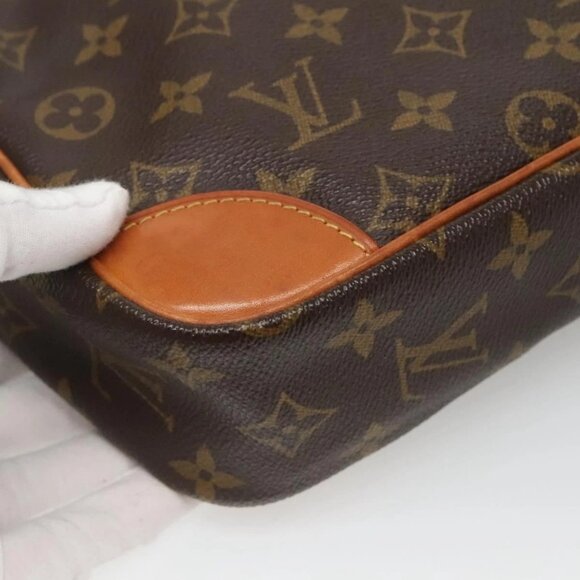LOUIS VUITTON Monogram Compiegne 28 Clutch Bag M51845 LV Auth 128342 - Picture 4 of 16